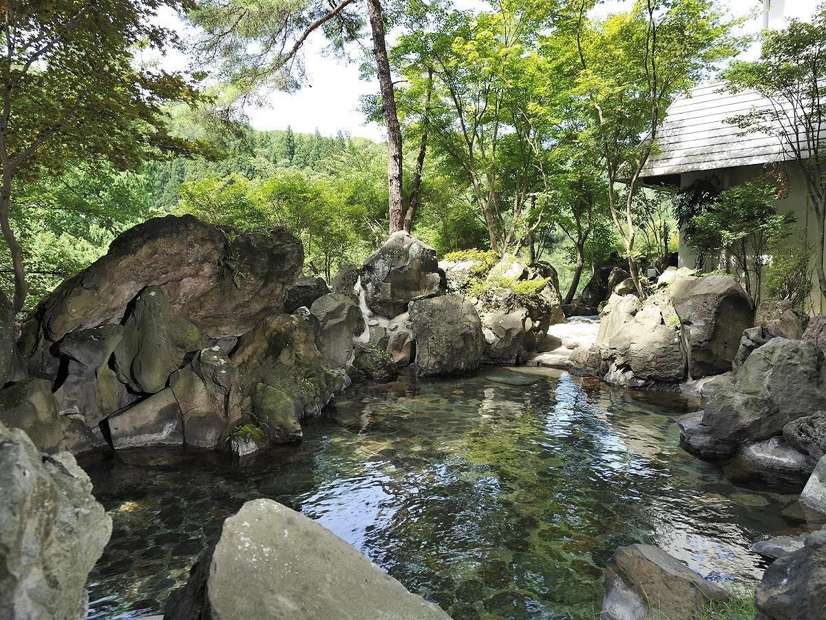 Hotel Yumoto Uonuma Екстер'єр фото
