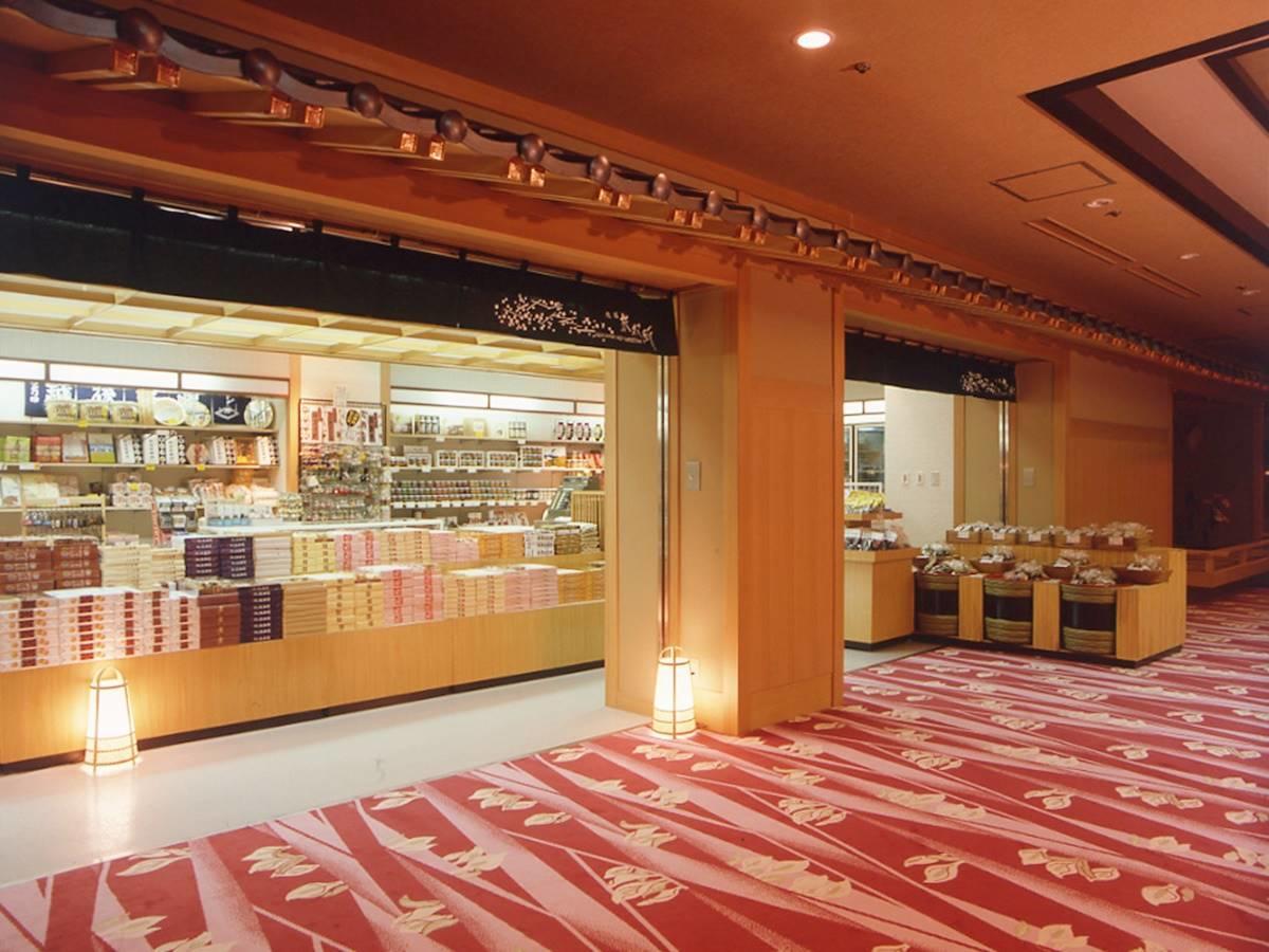 Hotel Yumoto Uonuma Екстер'єр фото
